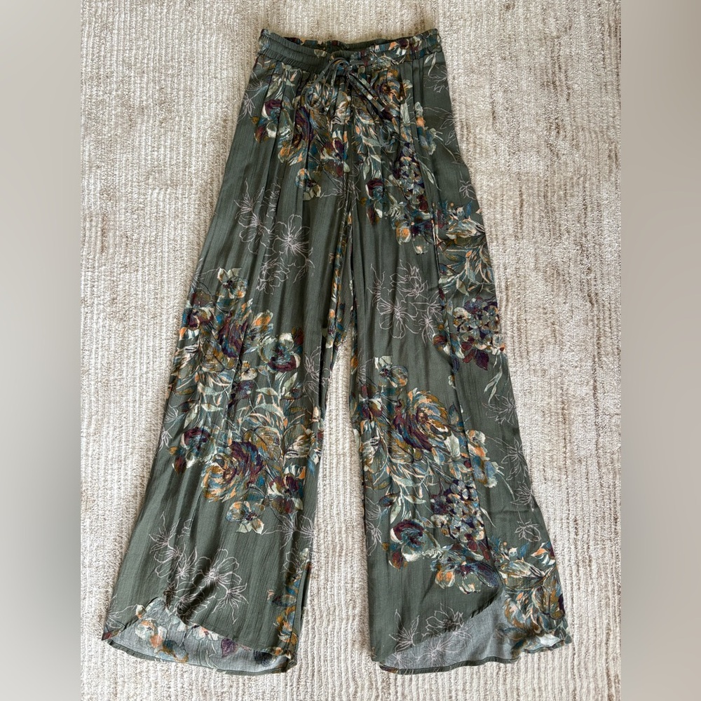 Wide Leg Floral Pant - Blush Boutique Nashville